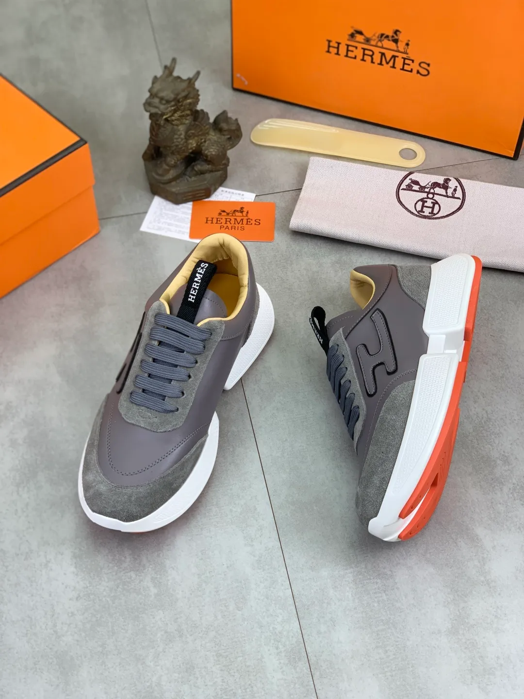 Men's shoes 💰P460 new style [HERMES] Hermès - High-end quality original order - Upper: 🔝 Napa calfskin, sewn brand 'H' totem - Inner: water-dyed cowhide - Outsole: ultra-light TPU foam; molded outsole - Ultra-high quality control·Fine workmanship: highlighted (high-end·luxury·grade) -Size: 38-44 (45 can be customized)·